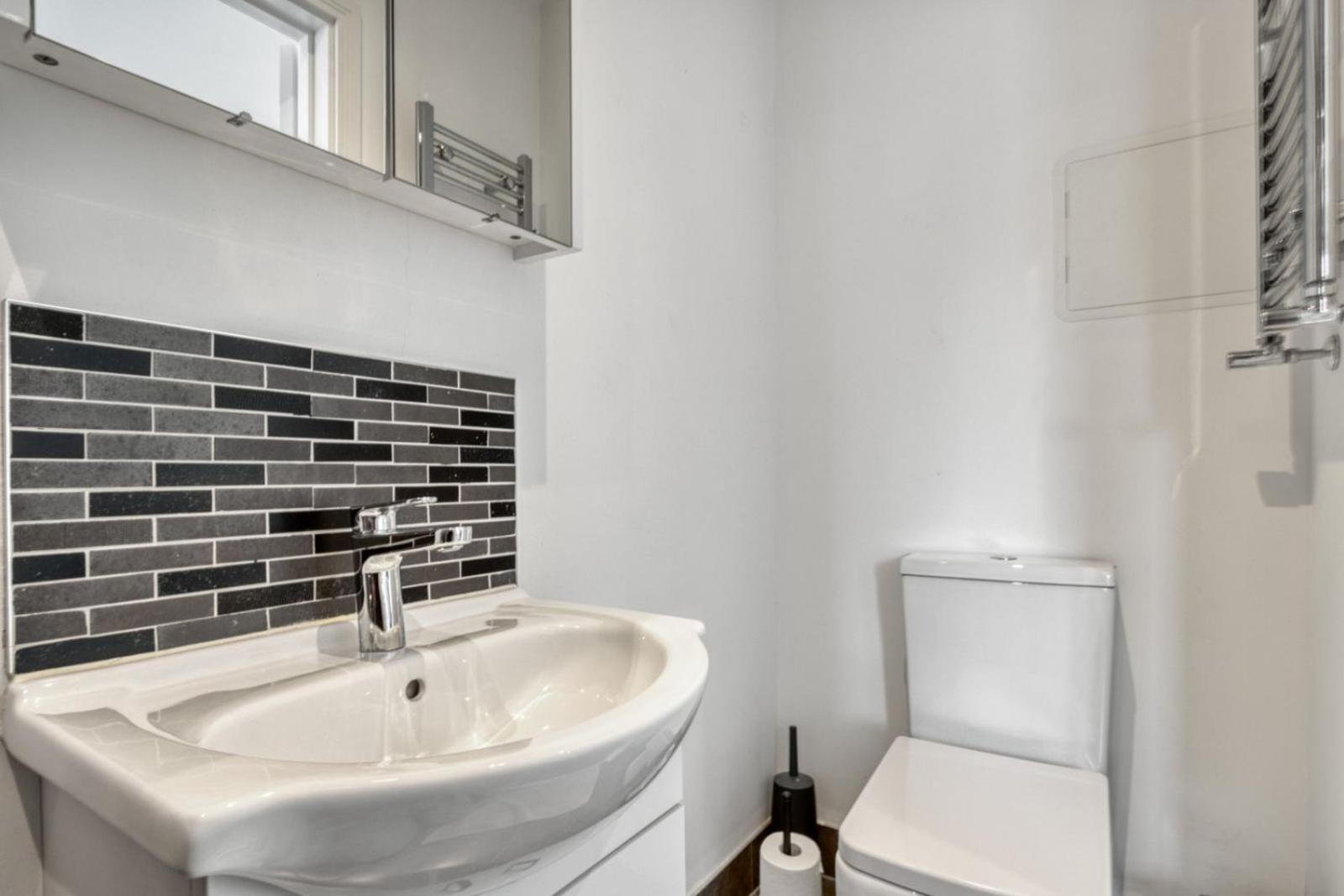 شقة Luxurious Hidden Gem In Wandsworth لندن المظهر الخارجي الصورة