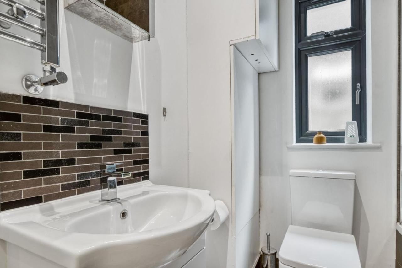 شقة Luxurious Hidden Gem In Wandsworth لندن المظهر الخارجي الصورة