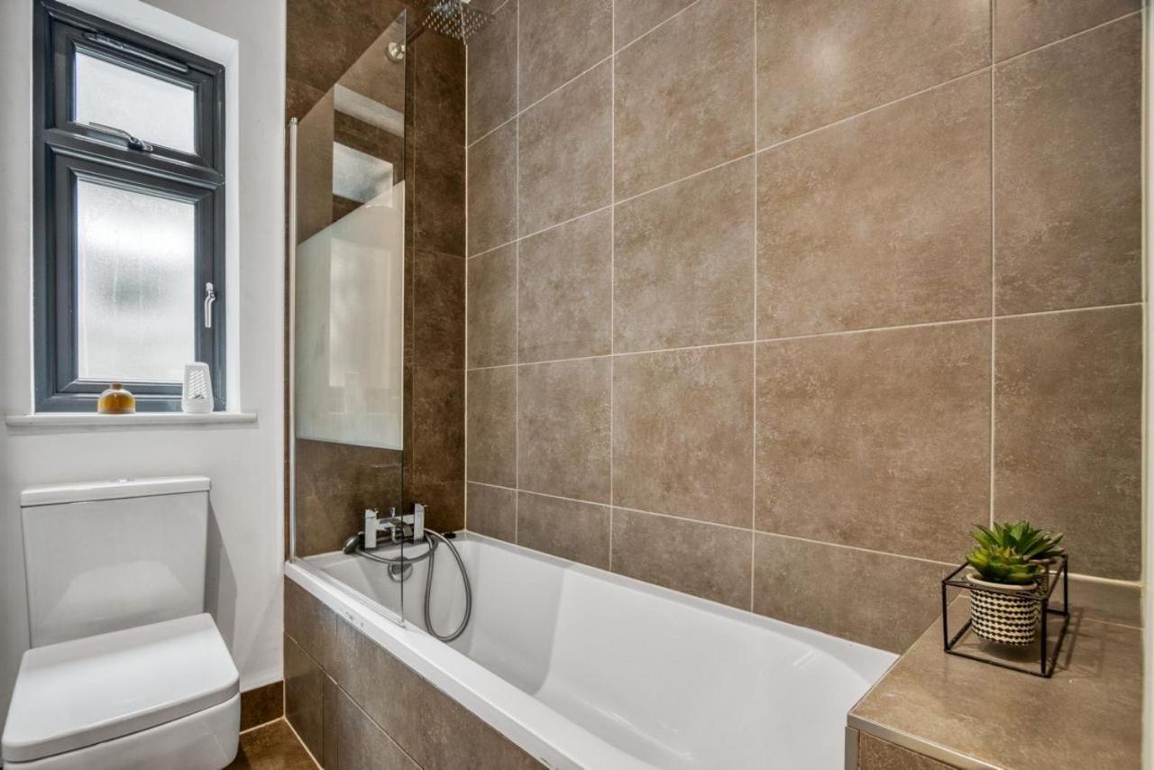 شقة Luxurious Hidden Gem In Wandsworth لندن المظهر الخارجي الصورة